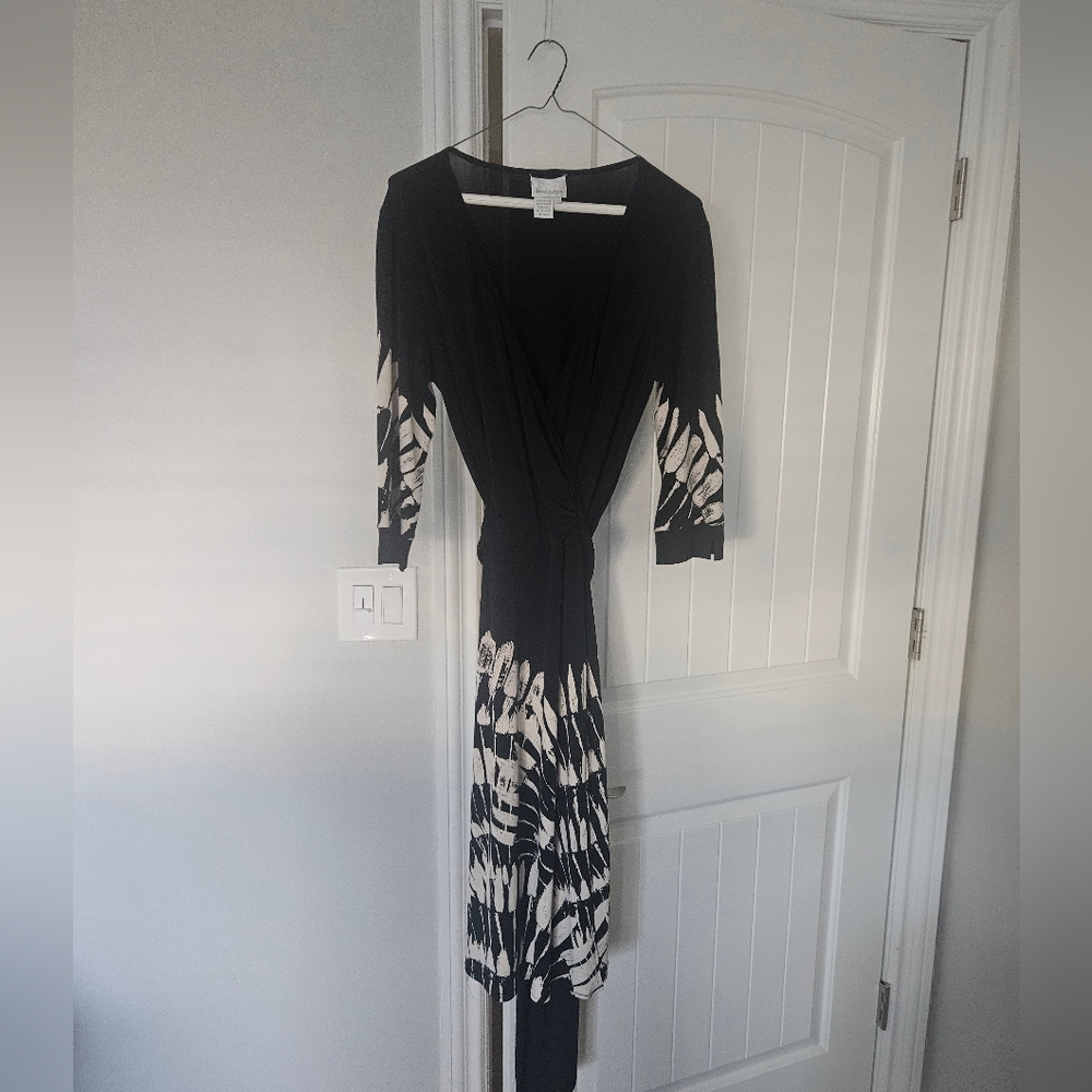Donna Morgan Size 14  Black and White Dress